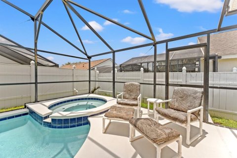 House in Kissimmee, Florida 5 bedrooms, 198.44 sq.m. № 1914700 - photo 30