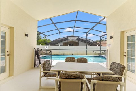 House in Kissimmee, Florida 5 bedrooms, 198.44 sq.m. № 1914700 - photo 29