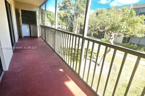 Снять в аренду кондоминиум в Майами, Флорида 2 спальни, 91.51м2, № 1942418 - фото 10