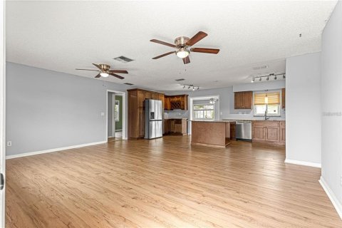 Casa en alquiler en Ocala, Florida, 4 dormitorios, 185.99 m2 № 1853714 - foto 7