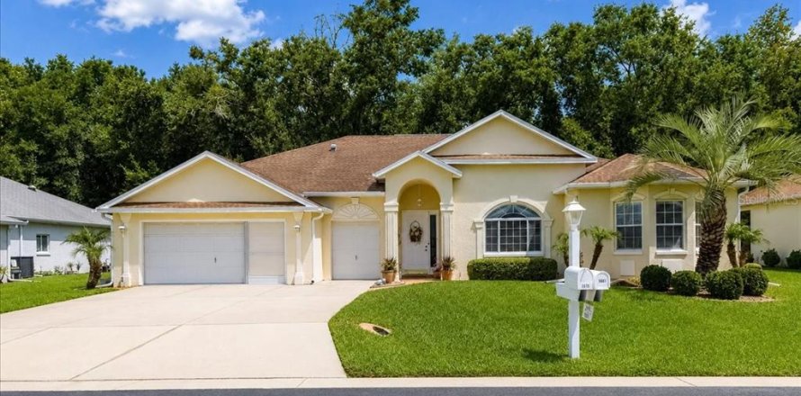 Casa en Ocala, Florida 3 dormitorios, 229.56 m2 № 2309862