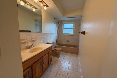 Casa en alquiler en Riverview, Florida, 4 dormitorios, 169.45 m2 № 1916449 - foto 25