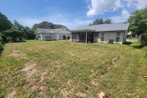 Villa ou maison à louer à New Port Richey, Floride: 3 chambres, 103.86 m2 № 2404737 - photo 19