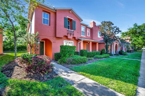 Townhouse in Riverview, Florida 3 bedrooms, 137.22 sq.m. № 1654524 - photo 1