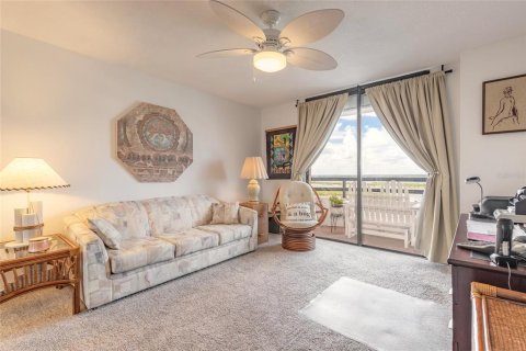 Condo in Daytona Beach, Florida, 2 bedrooms  № 1866441 - photo 12