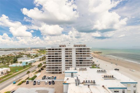 Condo in Daytona Beach, Florida, 2 bedrooms  № 1866441 - photo 19