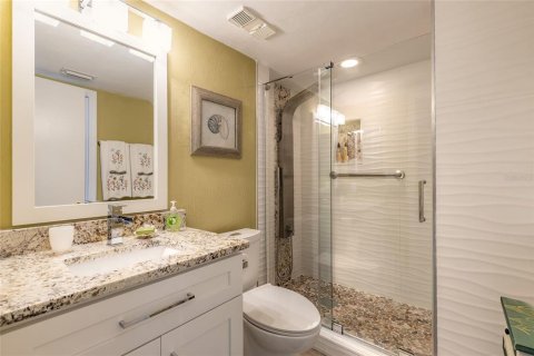 Condo in Daytona Beach, Florida, 2 bedrooms  № 1866441 - photo 14