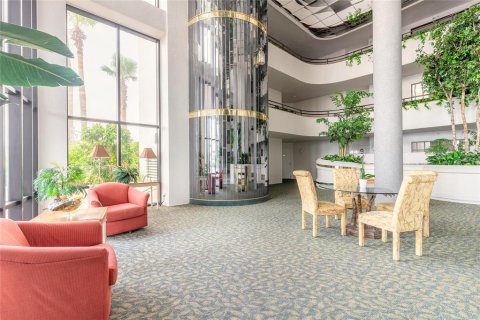 Condo in Daytona Beach, Florida, 2 bedrooms  № 1866441 - photo 6
