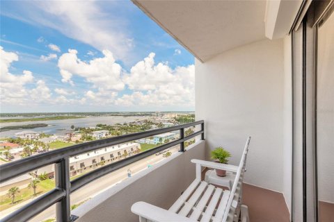 Condo in Daytona Beach, Florida, 2 bedrooms  № 1866441 - photo 9