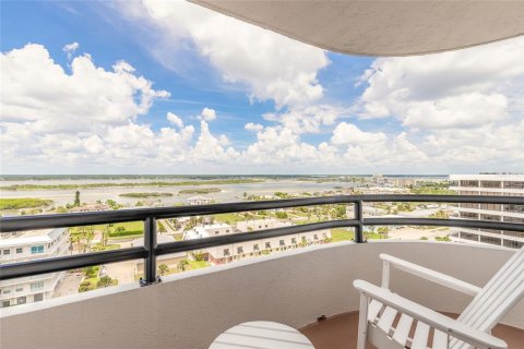 Condo in Daytona Beach, Florida, 2 bedrooms  № 1866441 - photo 15