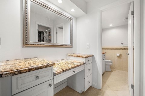 Купить кондоминиум в Бока-Ратон, Флорида 5 комнат, 120.77м2, № 2085282 - фото 16