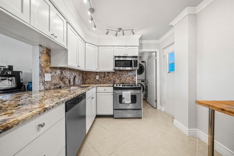 Купить кондоминиум в Бока-Ратон, Флорида 5 комнат, 120.77м2, № 2085282 - фото 6