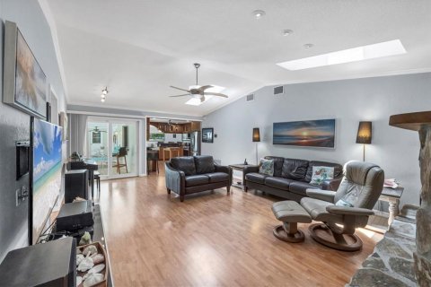 House in Bradenton, Florida 4 bedrooms, 279.17 sq.m. № 1777402 - photo 26