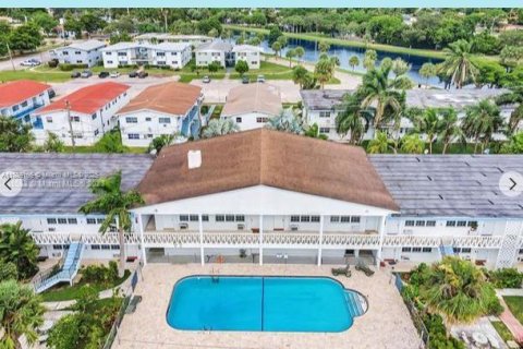 Villa ou maison à louer à North Miami Beach, Floride: 2 chambres, 95.69 m2 № 1941262 - photo 9