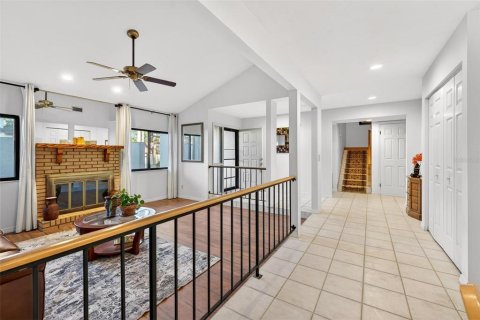 Townhouse in Ocala, Florida 3 bedrooms, 180.88 sq.m. № 2214323 - photo 8