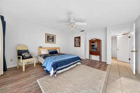 Townhouse in Ocala, Florida 3 bedrooms, 180.88 sq.m. № 2214323 - photo 27
