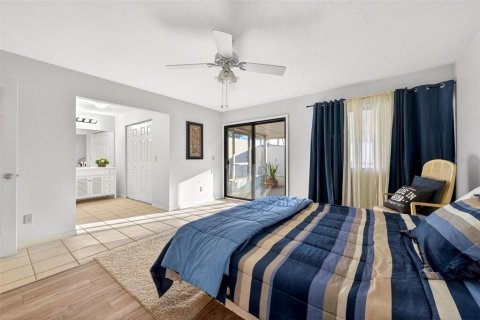 Townhouse in Ocala, Florida 3 bedrooms, 180.88 sq.m. № 2214323 - photo 29