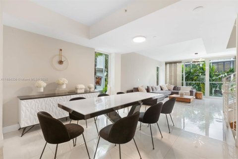 Condominio en alquiler en Bay Harbor Islands, Florida, 5 dormitorios, 260.5 m2 № 1872061 - foto 7