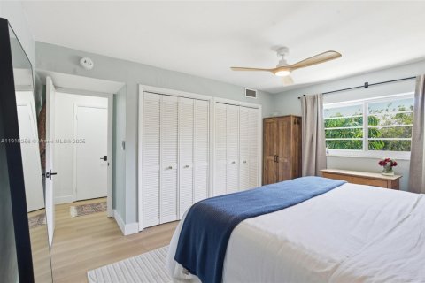 Купить кондоминиум в Майами-Бич, Флорида 2 спальни, 71.35м2, № 1970935 - фото 16