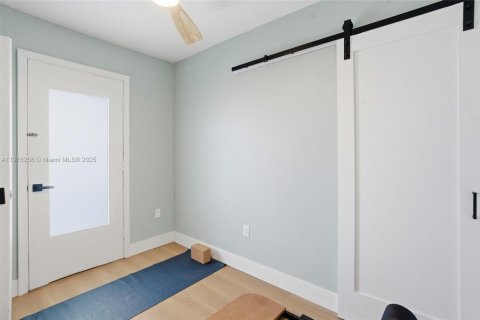 Купить кондоминиум в Майами-Бич, Флорида 2 спальни, 71.35м2, № 1970935 - фото 23