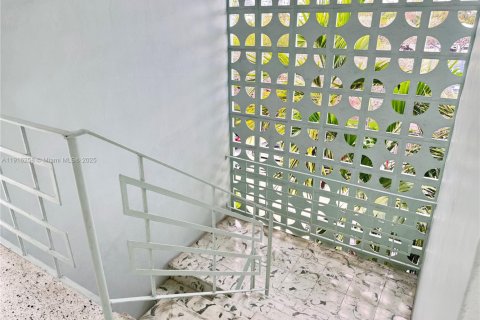 Купить кондоминиум в Майами-Бич, Флорида 2 спальни, 71.35м2, № 1970935 - фото 25