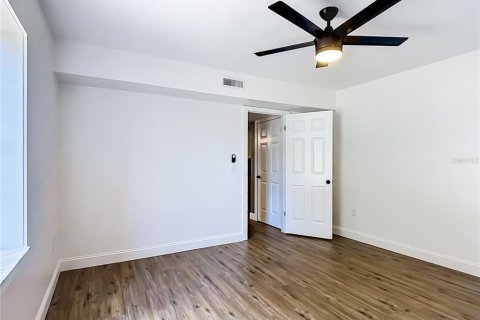 House in Mulberry, Florida 4 bedrooms, 229.75 sq.m. № 2095357 - photo 27