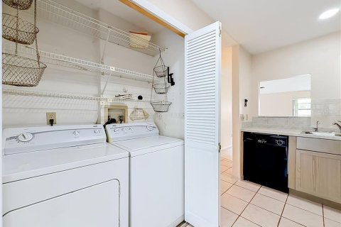 Casa en venta en Royal Palm Beach, Florida, 2 dormitorios, 125.14 m2 № 2148436 - foto 24