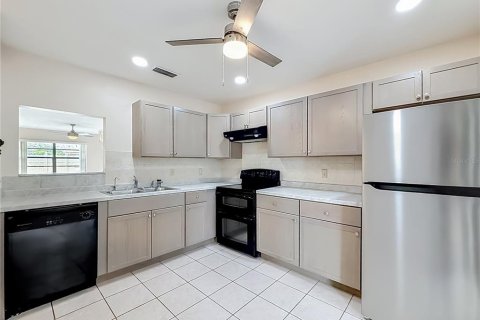 Casa en venta en Royal Palm Beach, Florida, 2 dormitorios, 125.14 m2 № 2148436 - foto 6
