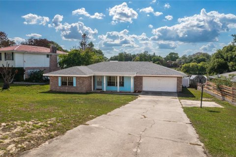 Villa ou maison à Winter Haven, Floride 3 chambres, 160.54 m2 № 2110184