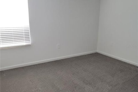 House in Davenport, Florida 5 bedrooms, 220.18 sq.m. № 1916168 - photo 4
