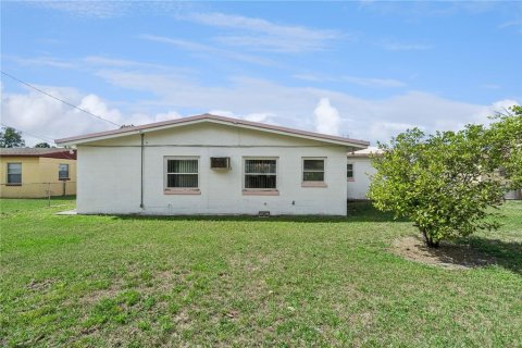Casa en venta en Orlando, Florida, 3 dormitorios, 123.47 m2 № 2231183 - foto 16