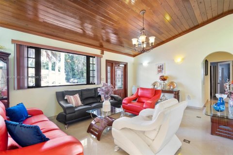 Villa ou maison à vendre à Miami, Floride: 4 chambres, 205.87 m2 № 1974796 - photo 6