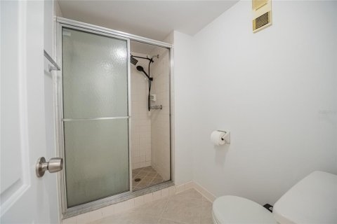 Condo in Lakeland, Florida, 2 bedrooms  № 1879951 - photo 19