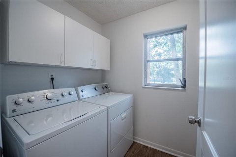Condo in Lakeland, Florida, 2 bedrooms  № 1879951 - photo 12