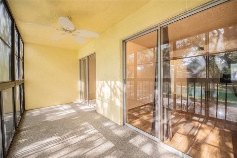 Condo in Lakeland, Florida, 2 bedrooms  № 1879951 - photo 25