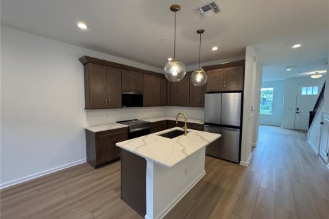 Casa en alquiler en Apopka, Florida, 3 dormitorios, 176.24 m2 № 1903435 - foto 7