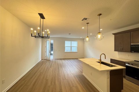 Casa en alquiler en Apopka, Florida, 3 dormitorios, 176.24 m2 № 1903435 - foto 10