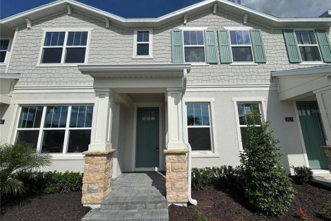 Casa en alquiler en Apopka, Florida, 3 dormitorios, 176.24 m2 № 1903435 - foto 1