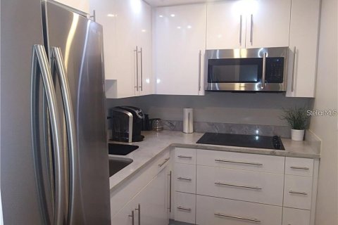 Снять в аренду коммерческую недвижимость в Киссимми, Флорида 521.55м2, № 1872793 - фото 4