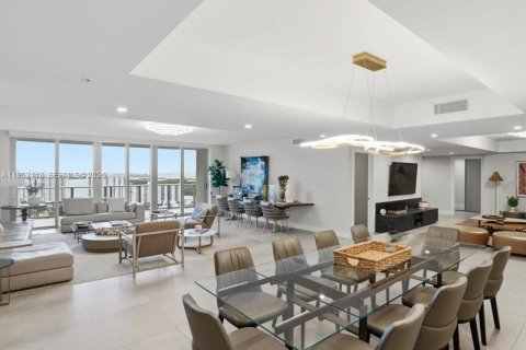 Снять в аренду кондоминиум в Санни-Айлс-Бич, Флорида 4 спальни, 286.51м2, № 2006599 - фото 17