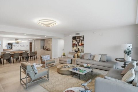 Снять в аренду кондоминиум в Санни-Айлс-Бич, Флорида 4 спальни, 286.51м2, № 2006599 - фото 23