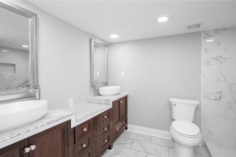 House in Lake Wales, Florida 5 bedrooms, 210.89 sq.m. № 1902836 - photo 24