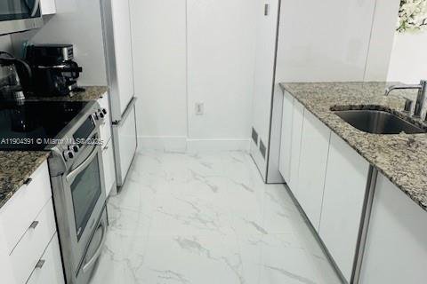 Condominio en alquiler en Bal Harbour, Florida, 1 dormitorio, 83.24 m2 № 1954660 - foto 17