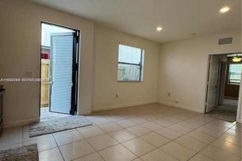 Apartment in Homestead, Florida 1 bedroom, 311.22 sq.m. № 2000988 - photo 20