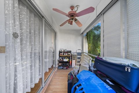 Купить кондоминиум в Лодерхилл, Флорида 3 комнаты, 99.41м2, № 2083111 - фото 9
