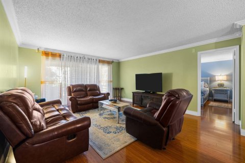 Купить кондоминиум в Лодерхилл, Флорида 3 комнаты, 99.41м2, № 2083111 - фото 4