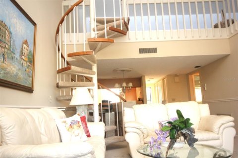 Condo in Sarasota, Florida, 3 bedrooms  № 1866401 - photo 2