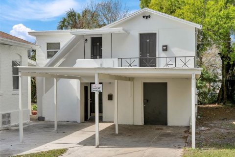 Propiedad comercial en venta en Tampa, Florida, 8 dormitorios, 256.78 m2 № 2416264 - foto 5