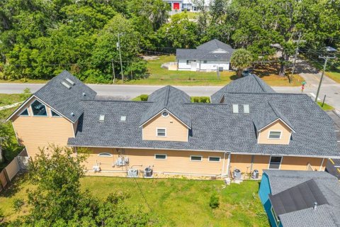 House in Ocala, Florida 5 bedrooms, 571.53 sq.m. № 2420270 - photo 6