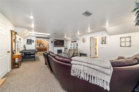 House in Ocala, Florida 5 bedrooms, 571.53 sq.m. № 2420270 - photo 19